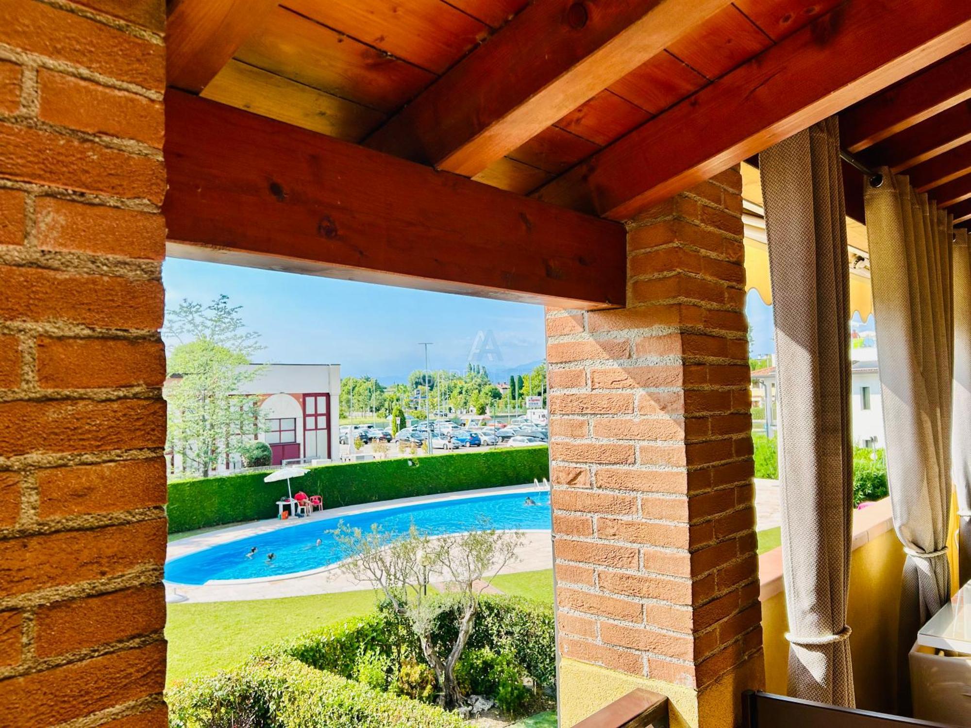 Artemide Apartment - A Soli 150M Dal Lago Di Garda Сирмионе Экстерьер фото