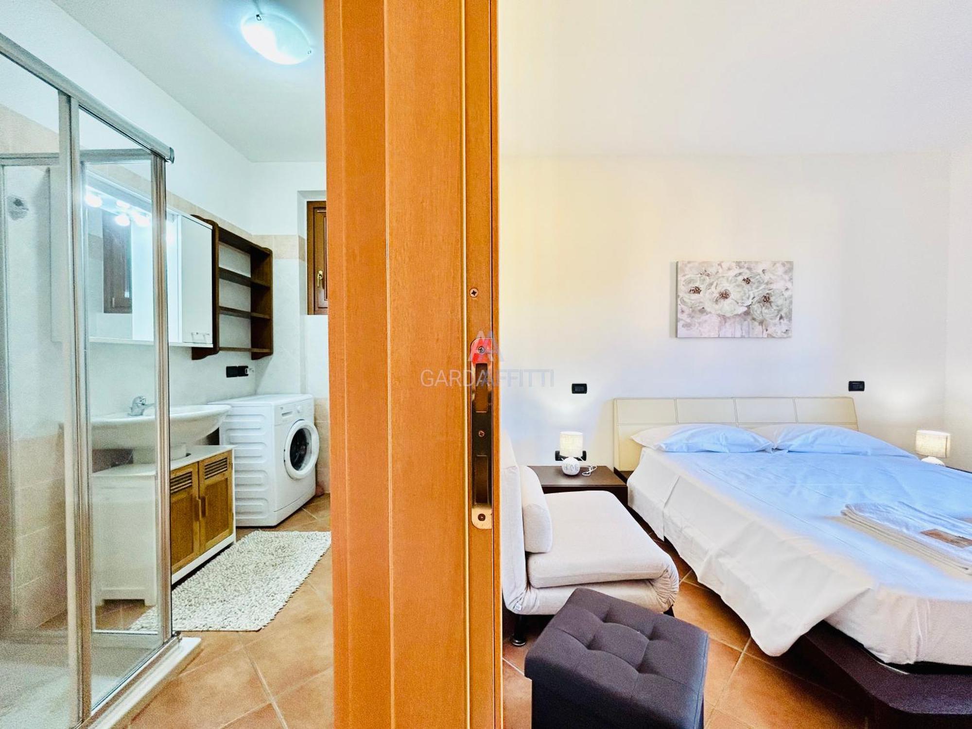 Artemide Apartment - A Soli 150M Dal Lago Di Garda Сирмионе Экстерьер фото